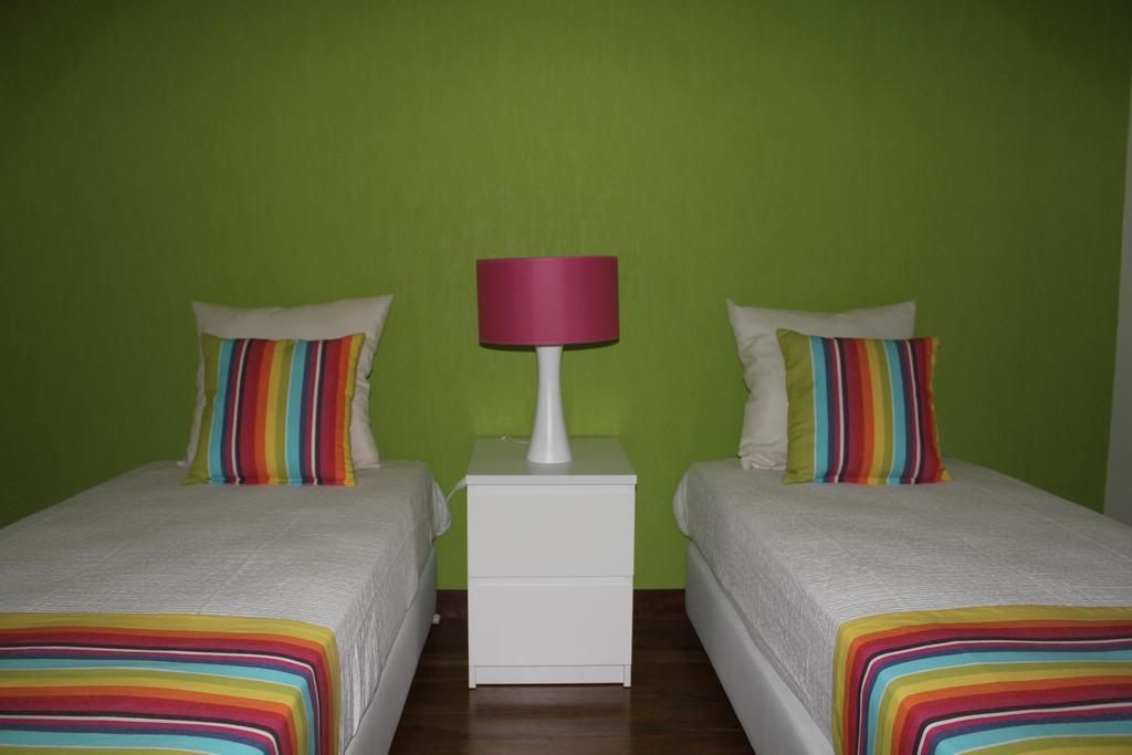 Apartment Outeiro Da Vela كاسكايس الغرفة الصورة